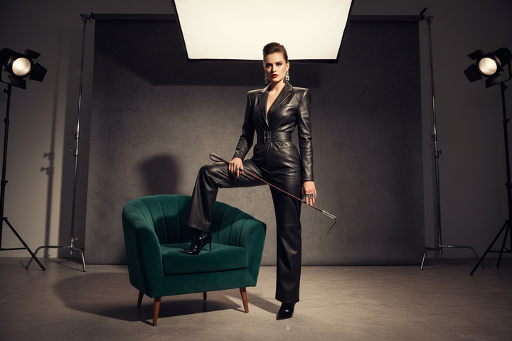 Lack und Leder Fetisch – ausdrucksstarke Styles und Accessoires