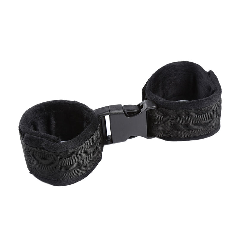 OHMAMA FETISH - HANDGELENKFesselN AUS NYLON MIT HAKEN- UND SCHLEIFENVERSCHLUSS Produktansicht und Details