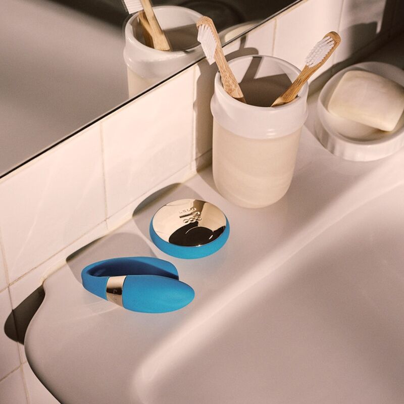 LELO Tiani Duo Blauer Paarmassager – Doppelte Motoren & SenseMotion Technologie hochwertige Produktabbildung
