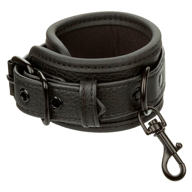 CalExotics Nocturnal Handgelenkmanschetten – Verstellbar, Leder & Metall, BDSM Zubehör – BDSM-Zubehör Bild 6