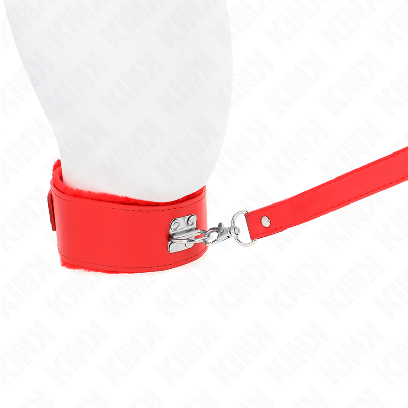 KINK Halskette mit Leine & silbernen Nieten – Modell 4 Rot, verstellbar 40–48 cm | 116 cm Band 6 cm bei Secret Pulse im Erotikshop