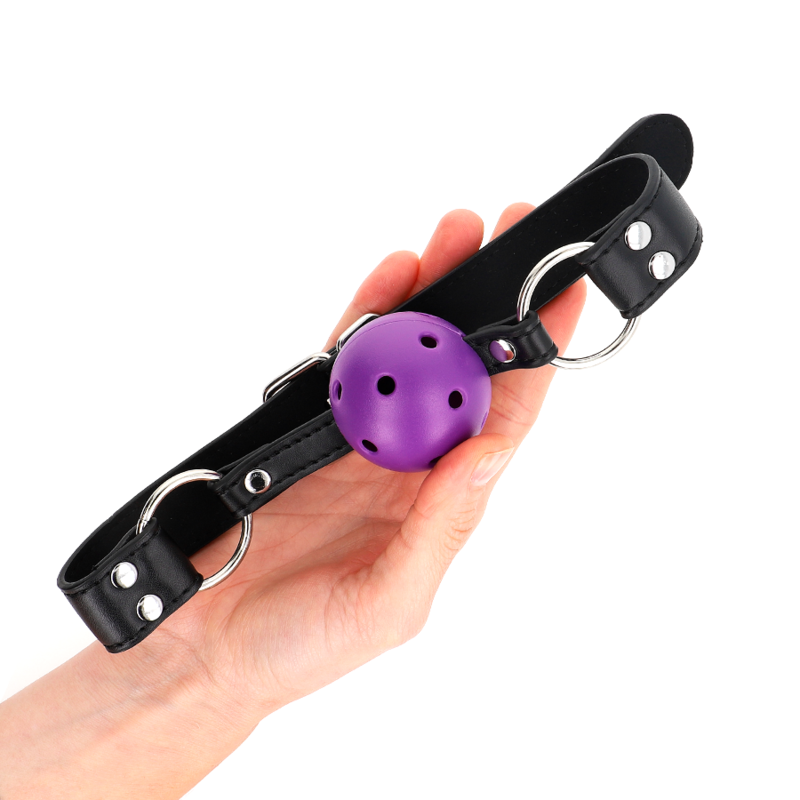 KINK - ATMUNGSAKTIVER BALL 4 CM KNEBEL MIT DOPPELNIET LILA 62,5 x 2,5 CM VERSTELLBAR 42-58 CM hochwertiges Zubehör
