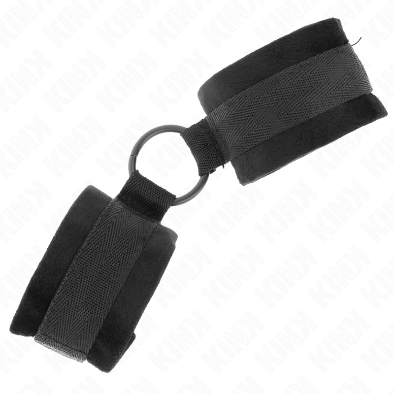 KINK - BEGINNER PELZ HANDMANSCHETTEN 25 CM MIT O-RING 4 CM SCHWARZ VERSTELLBAR 15-25 CM bei Secret Pulse im Erotikshop