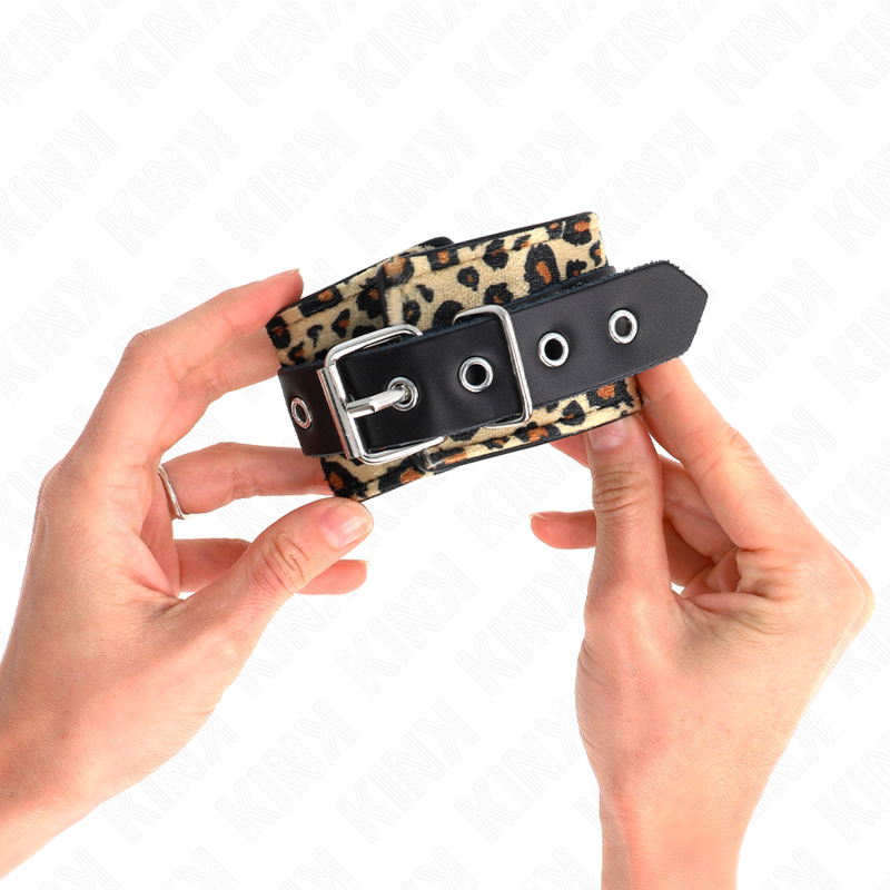 KINK - LEOPARD HANDGELENKFESSEL AUS ECHTLEDER, VERSTELLBAR 18-29 CM X 5,5 CM Bondage-Fessel diskret online kaufen
