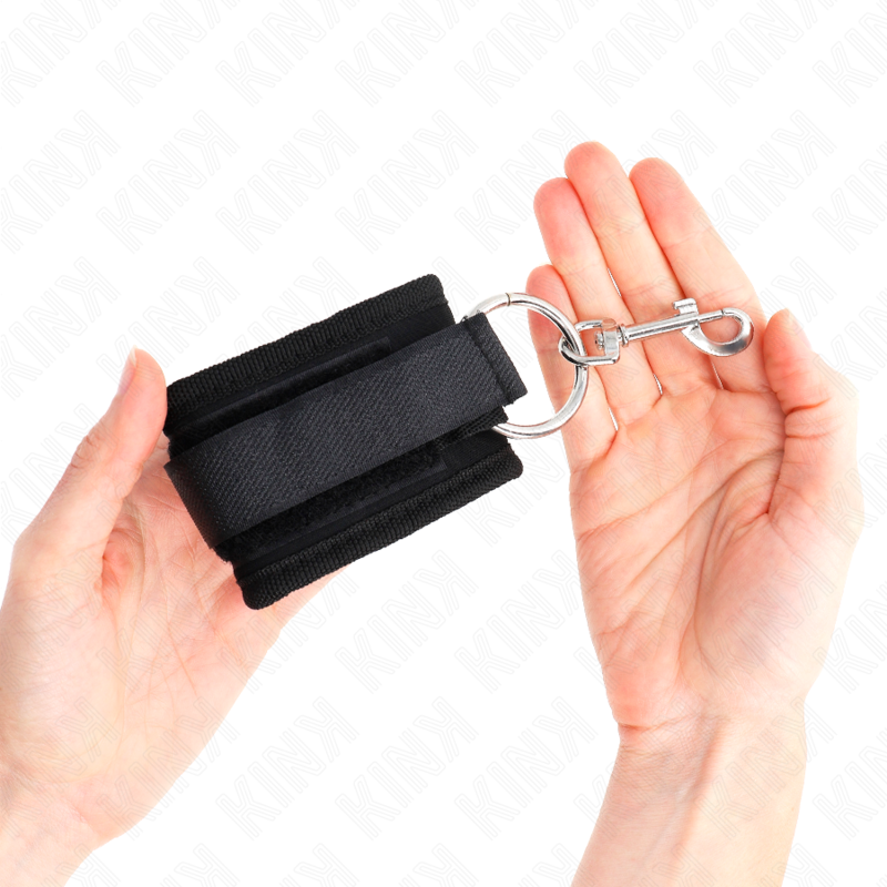 KINK - HANDGELENKFESSELN SCHWARZ VERSTELLBAR 18-35 CM X 6 CM Bondage-Fessel diskret online kaufen