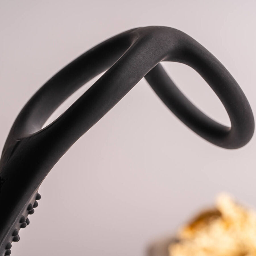 ROCKS-OFF - RO-ZEN RRO ANAL PLUG MIT VIBRIERENDEM PENISRING SCHWARZ Produktansicht und Details