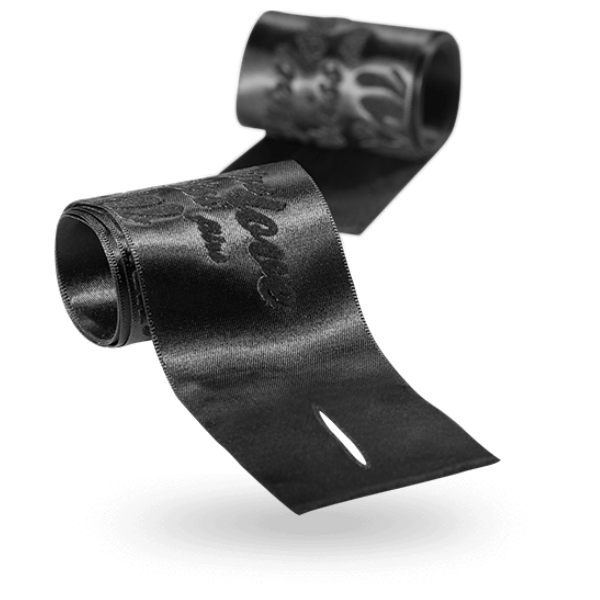 BIJOUX Les Petits Bonbons – Sinnliche Satin-Handfesseln für Bondage & SM | Secet Pulse für sinnliche und diskrete Momente